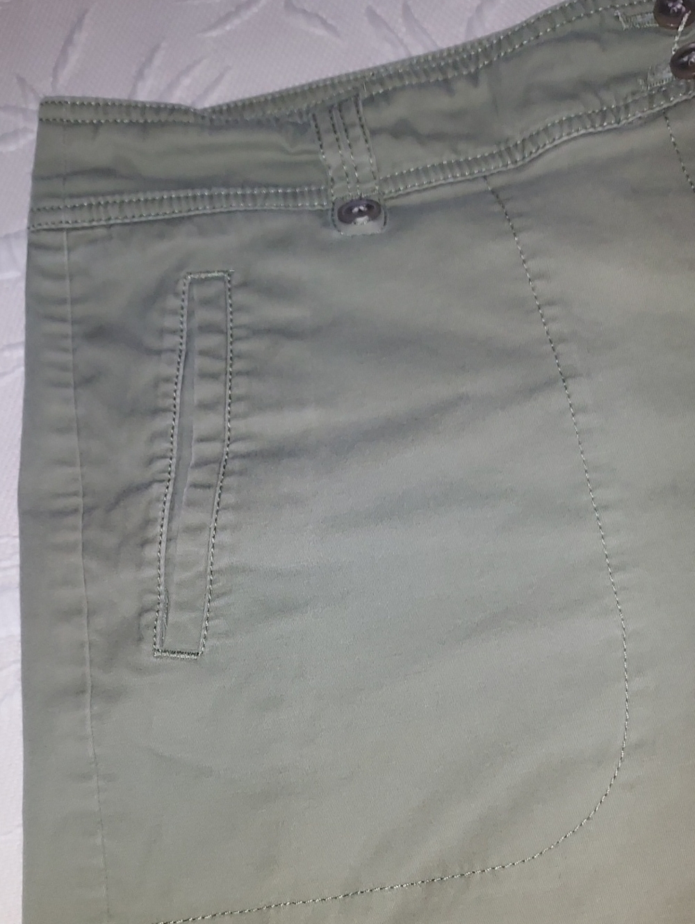 Talbots Shorts - Picture 2 of 7